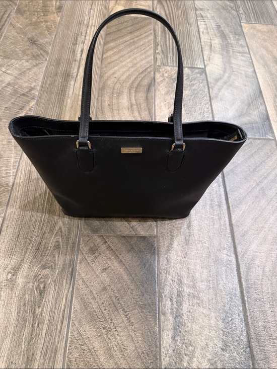 kate spade Handbags - kate spade Black Structured Leather Tote with Gold Plaque